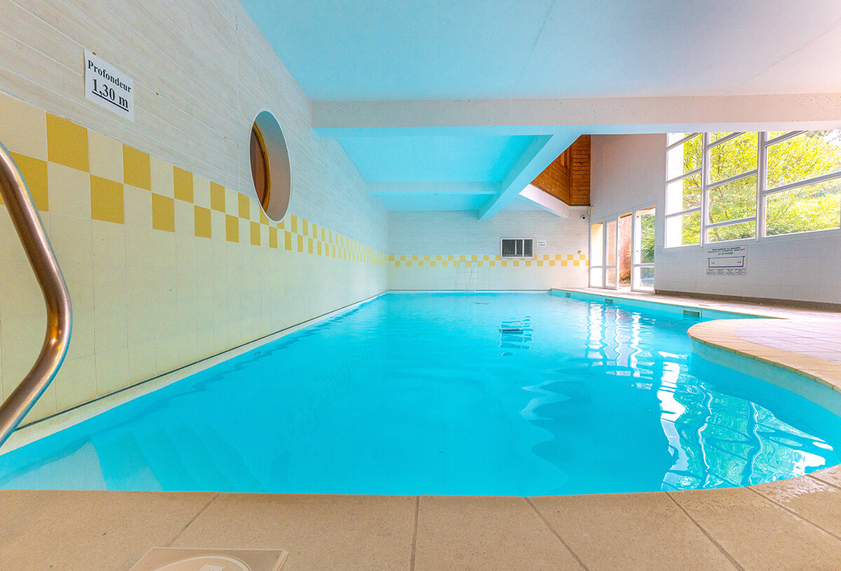 slider-04_lac-de-panthier-piscine-interieure-85061594_0.jpg