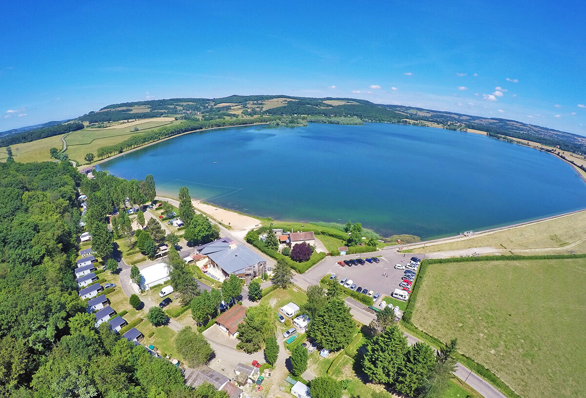 slider-16_lac-de-panthier-camping-vue-aerienne-85061606_0.jpg