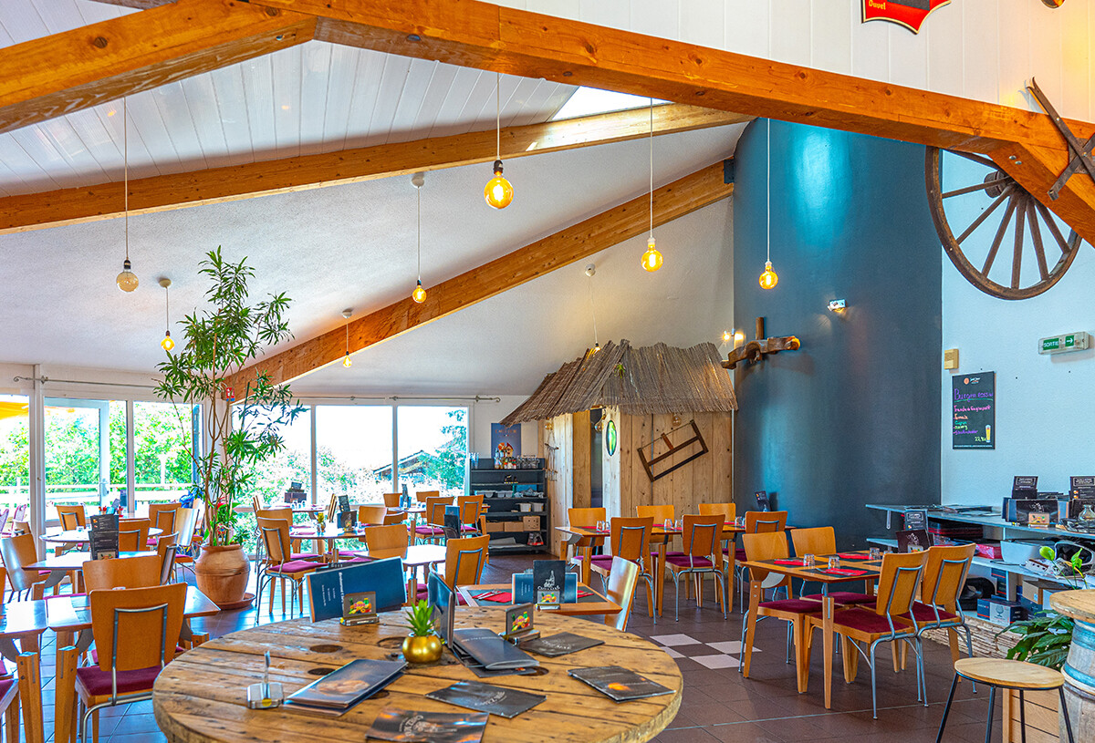 slider-19_lac-de-panthier-restaurant-85061609_0.jpg