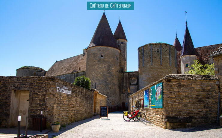 slider-11_lac-de-panthier-chateau-de-chateauneuf-fr-85061601_0.jpg